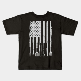 BBQ Smoker Grilling Pitmaster Barbecue American Flag Kids T-Shirt